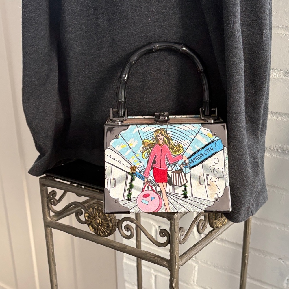 Fun Romeo Roba Cigar Case Beaded Purse with Bambo Handle